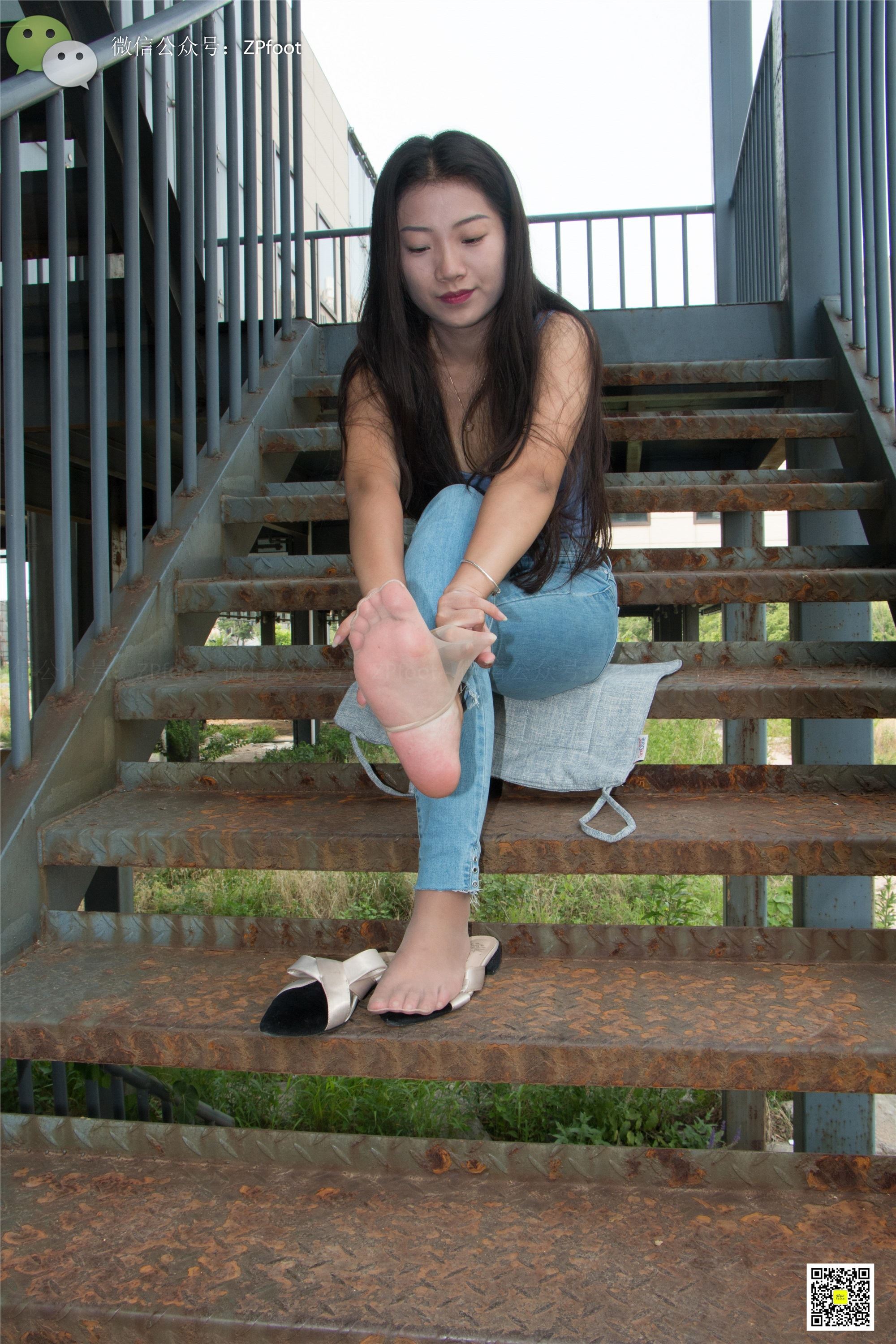 LSS山茶摄影 NO.010 芍药的短丝裸足